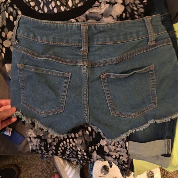 Pants shorts - Picture 3 of 4